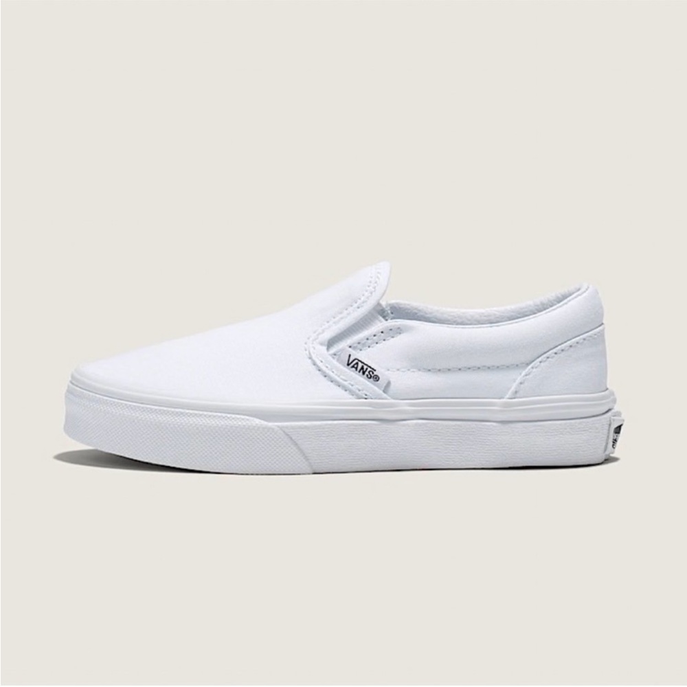 Vans Little Kids’ Iconic White Classic Slip-On Shoe—K2 - Picture 6 of 10